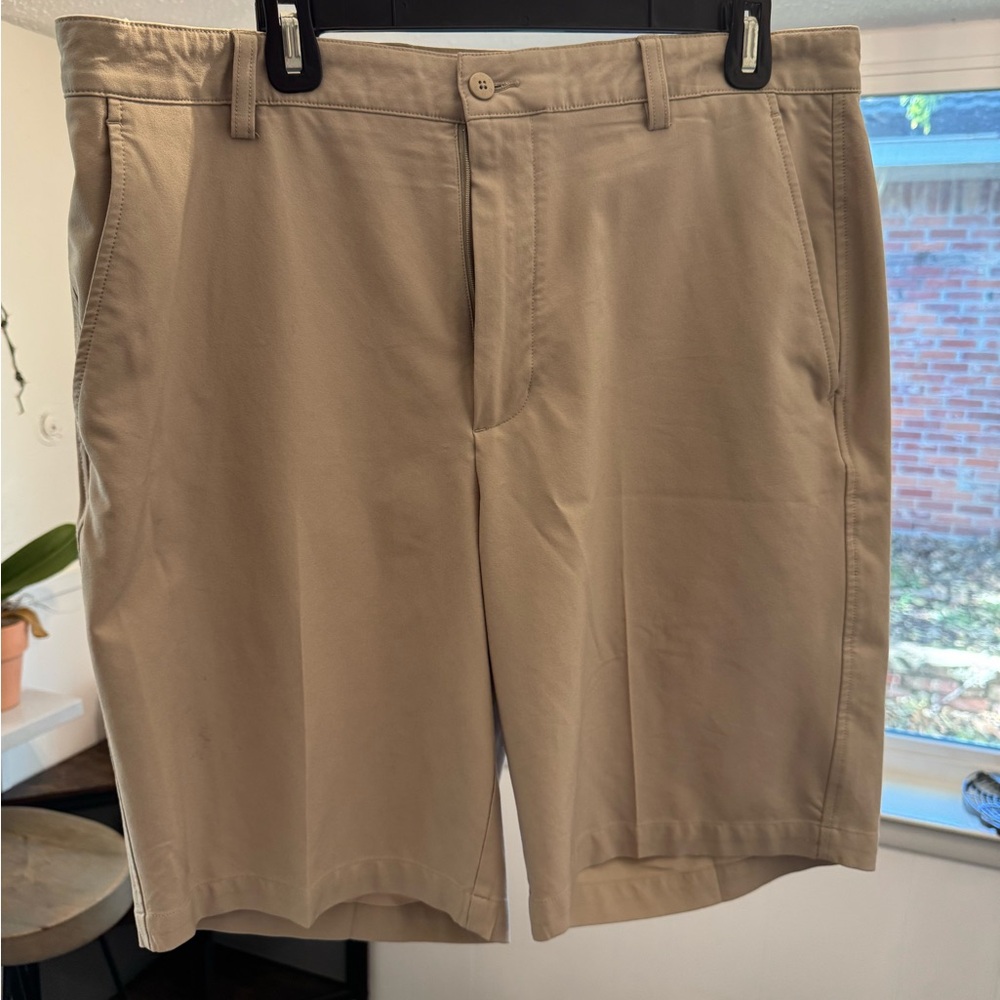 Classic Men's Tan Flat Front Shorts